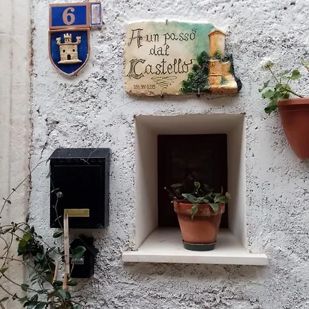 Nyaraló A Un Passo Dal Castello