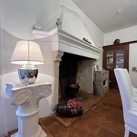 A Un Passo Dal Castello *