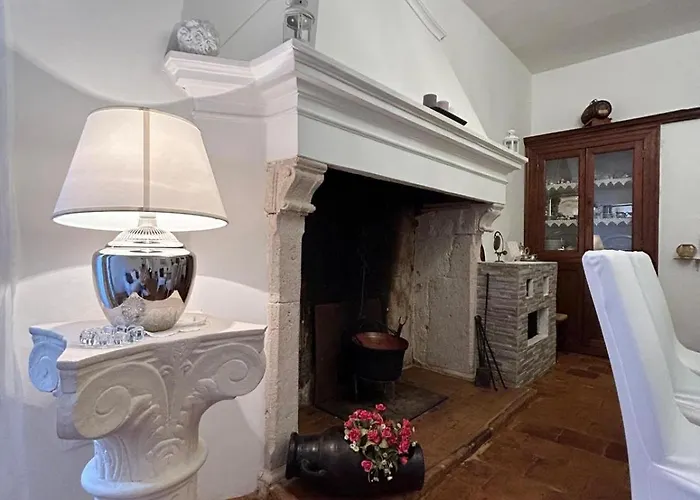 A Un Passo Dal Castello *