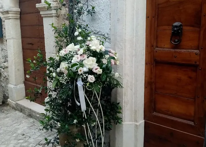 A Un Passo Dal Castello Tatil Evi Pacentro