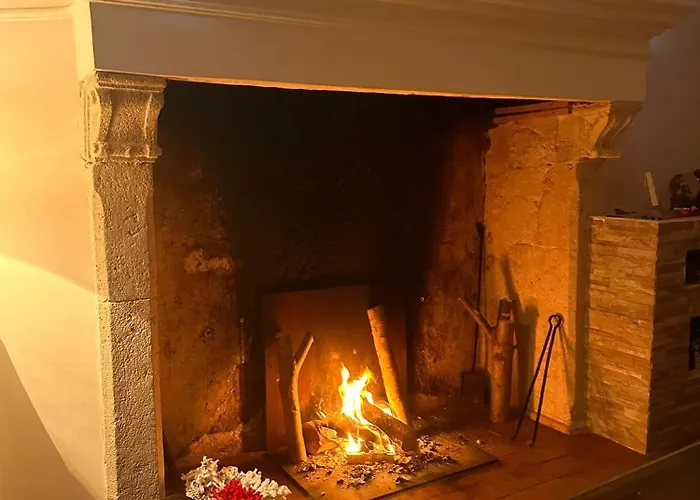 A Un Passo Dal Castello