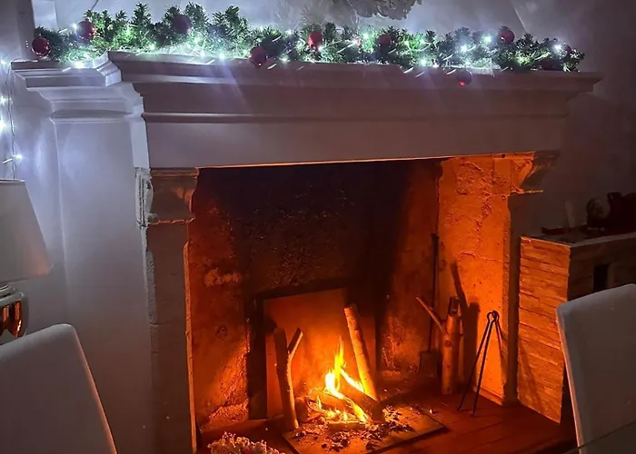 A Un Passo Dal Castello Tatil Evi *